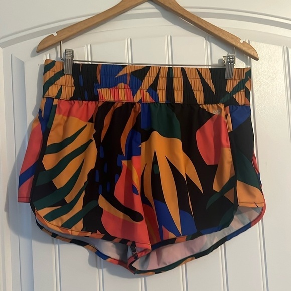 DSG Running Shorts Size Medium - Picture 1 of 3